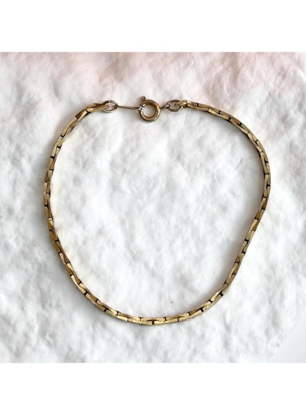 Gold Toned Cobra Chain Minimalist 80's Vintage Bracelet